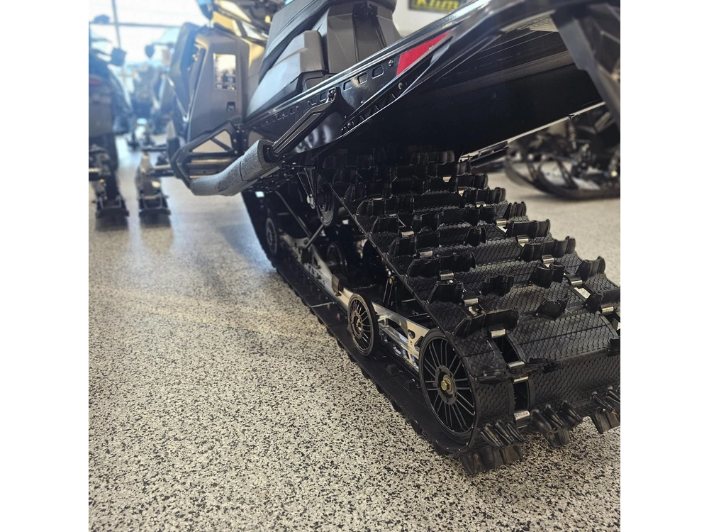 2026 Polaris 650 Switchback Assault 146 alt