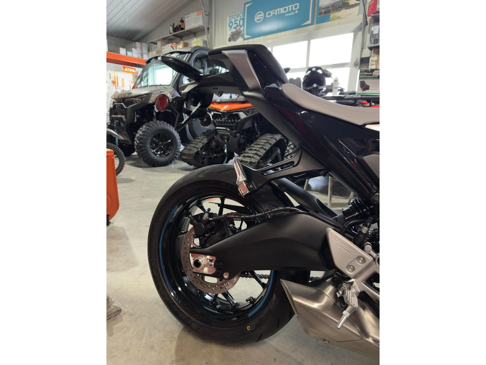 Cfmoto 675ss 2026 alt