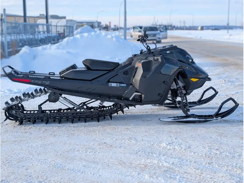 2026 Ski-Doo SUMMIT ADR w/ EDGE Pkg 154 850 E-TEC Turbo R PowderMax X-Light FlexEdge 3.0" SHOT
