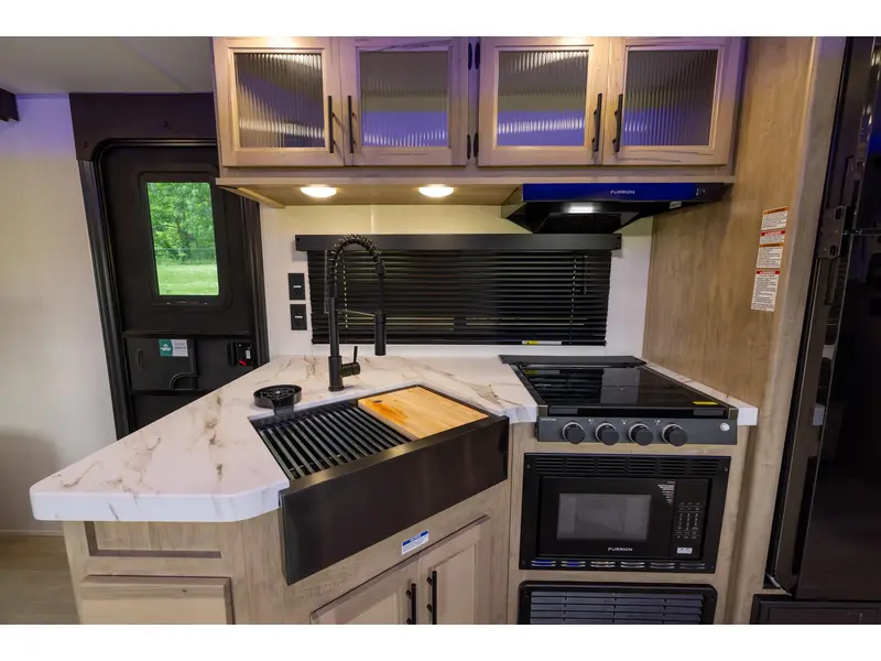 2026 Cherokee 26DBH Grey Wolf