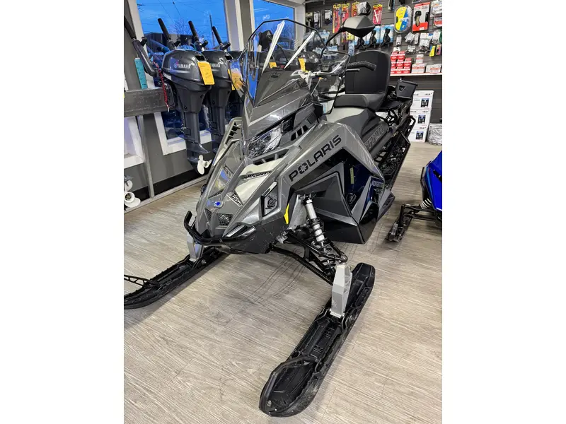 2025 Polaris 650 TITAN 155 E-START / REV