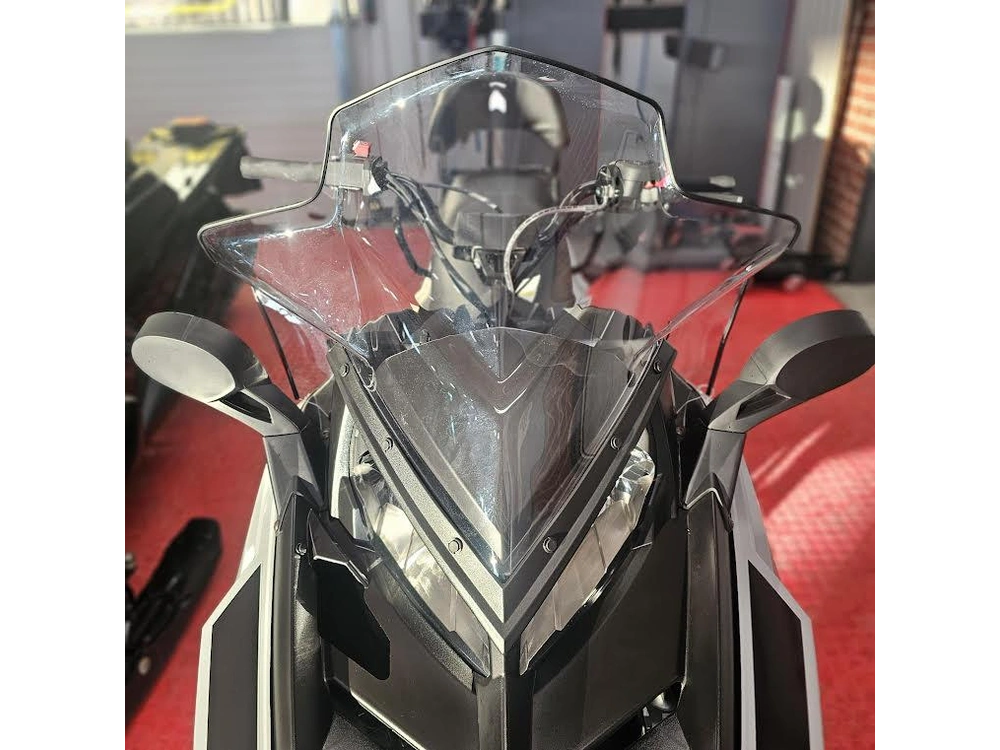 2025 Polaris 550 Voyageur Lxt 144 alt