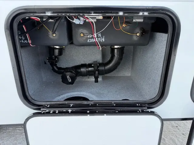 East West by Forest River Entrada 2000NS 2026