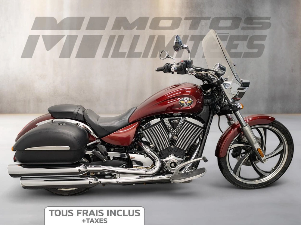 Victory Motorcycles Vegas 2011 alt