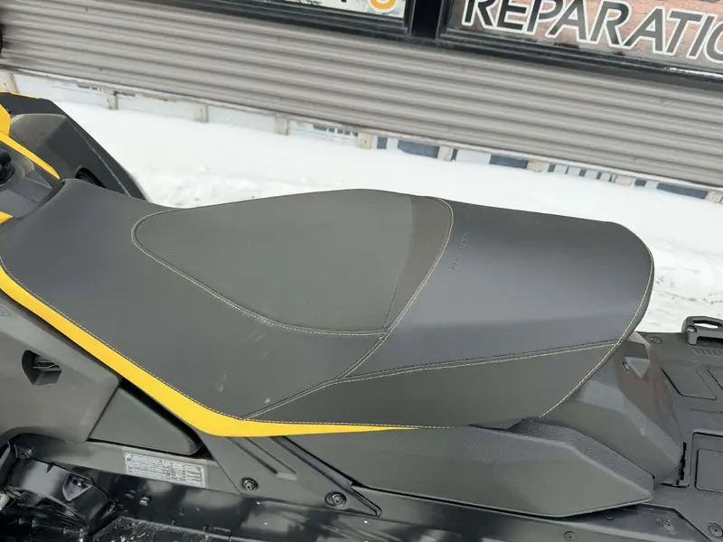 2023 Ski-Doo Renagade Adrenaline 900ace