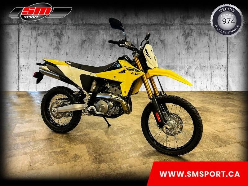 2025 Suzuki Dr-z4s alt