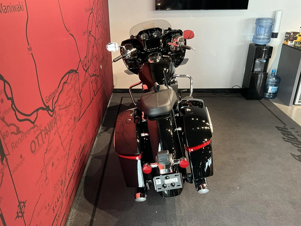 Indian Motorcycle Challenger Limited + 112 Package 2026 alt