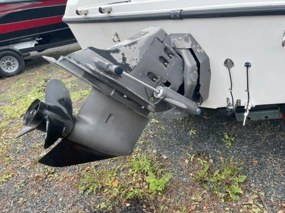 2004 Seaswirl 185 Fish And Ski alt