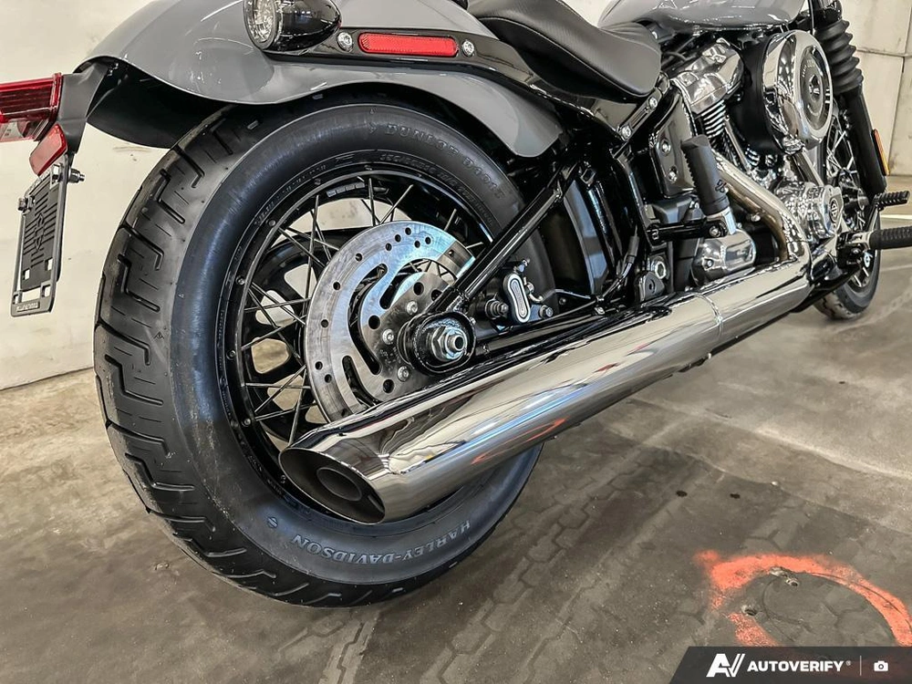 2026 Harley-davidson Street Bob alt