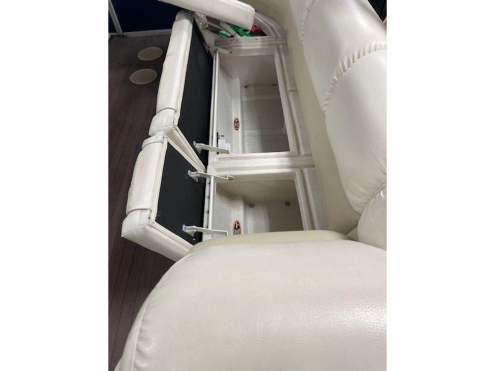 2014 Harris Sunliner 220 alt