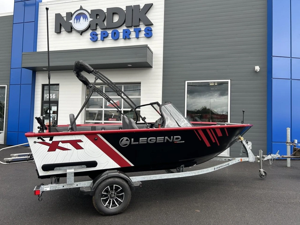 Legend 17xt Black/chili Pepper Red 2026 alt