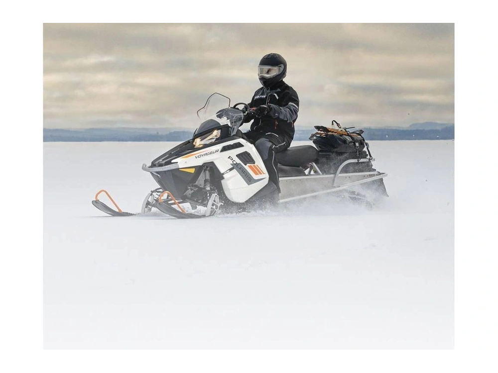 2024 Polaris 550 Voyageur 155 Es alt