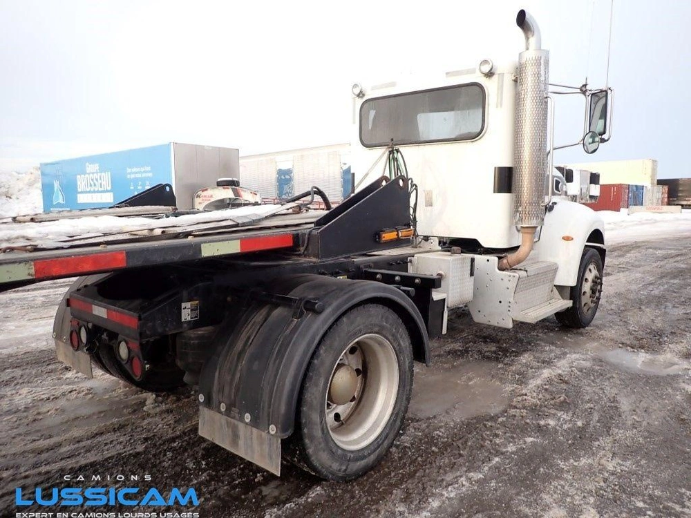 Peterbilt 348 2016