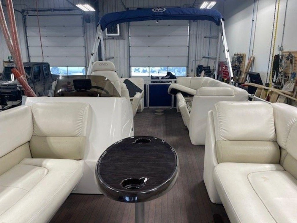 2014 Harris Sunliner 220 alt