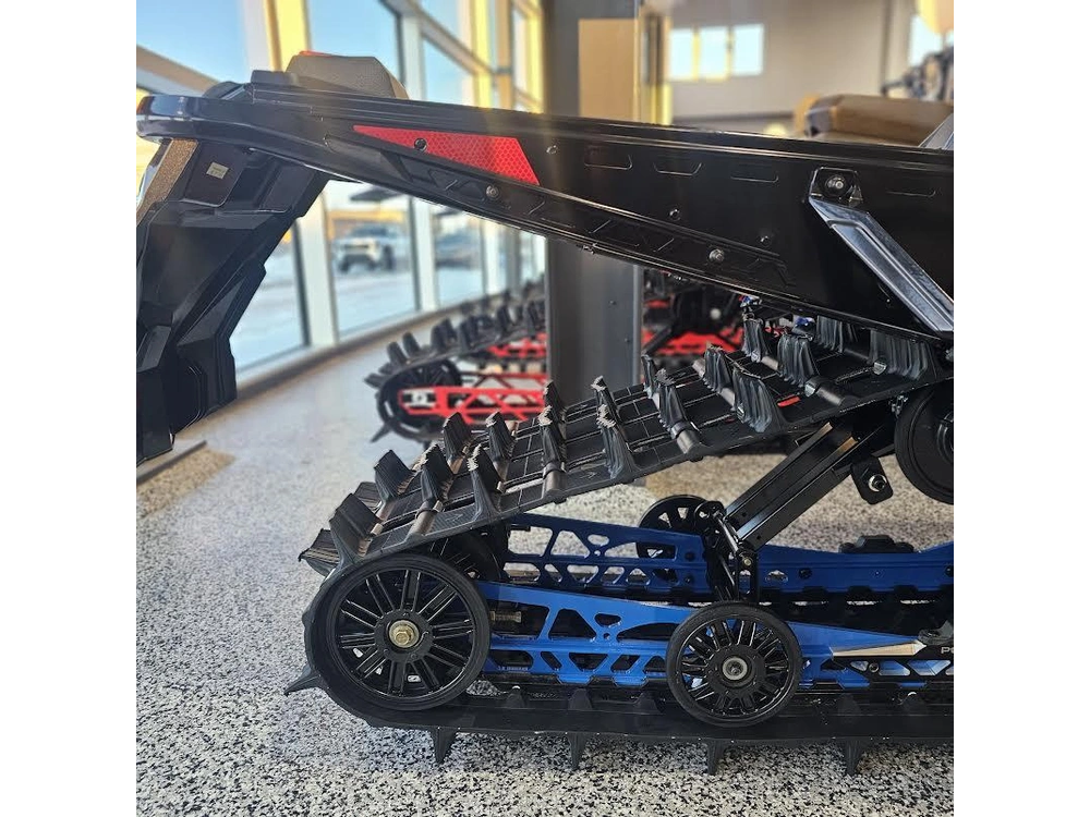 2026 Polaris 850 Switchback Assault 146 alt
