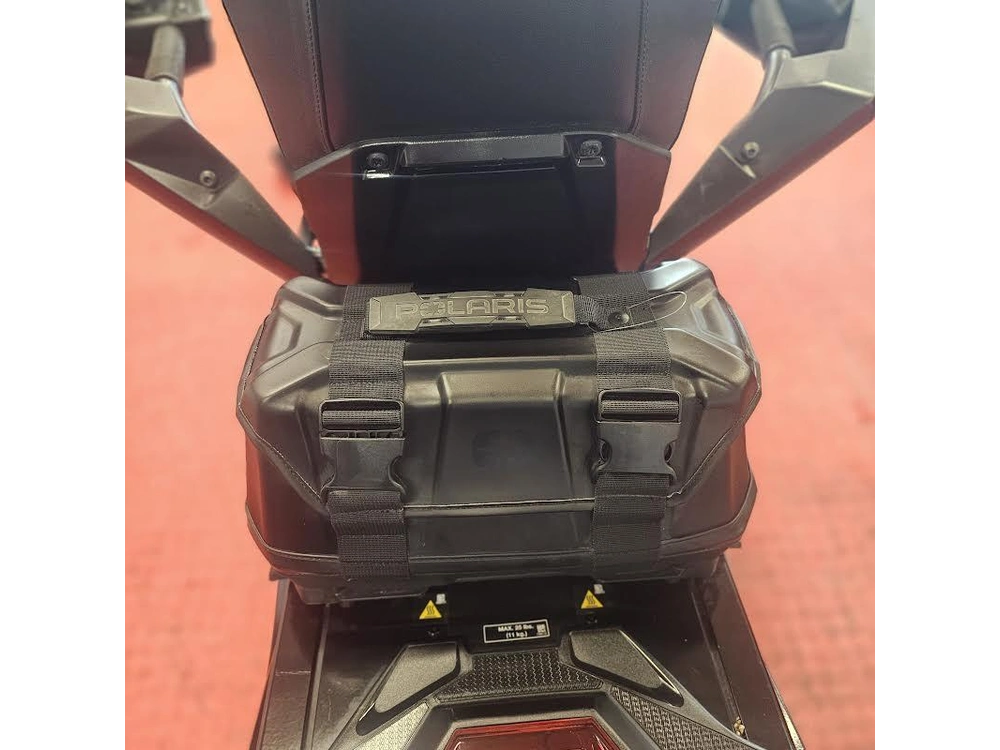 2025 Polaris 650 Indy Adventure 137 alt