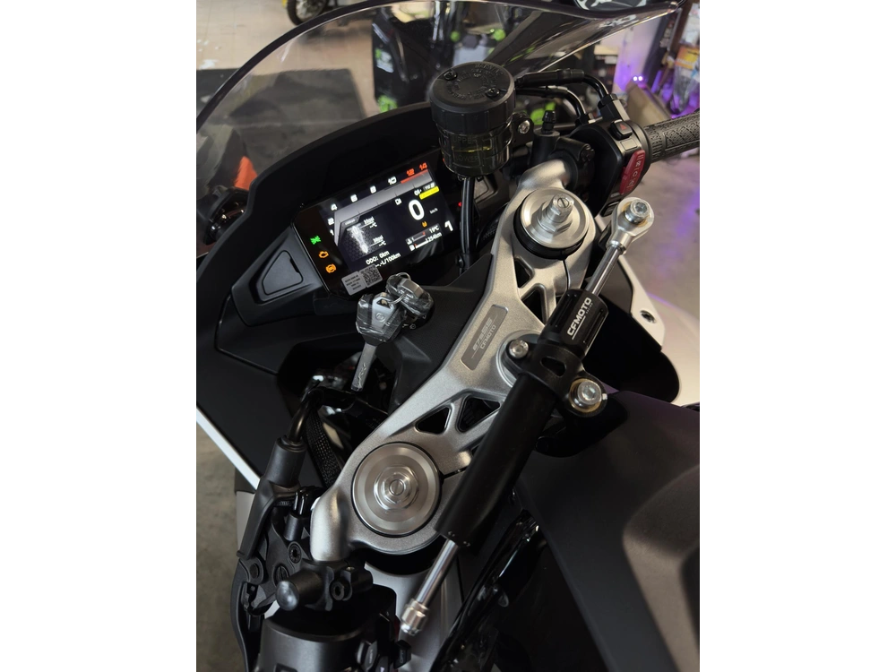 Cfmoto 675ss 2026 alt