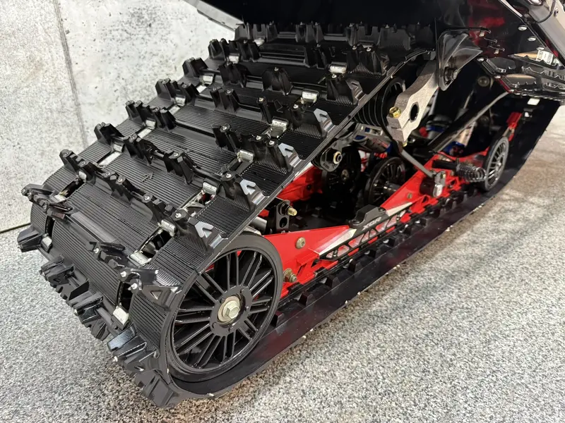 2025 Polaris Indy XCR 850 | Garantie déc. 2028