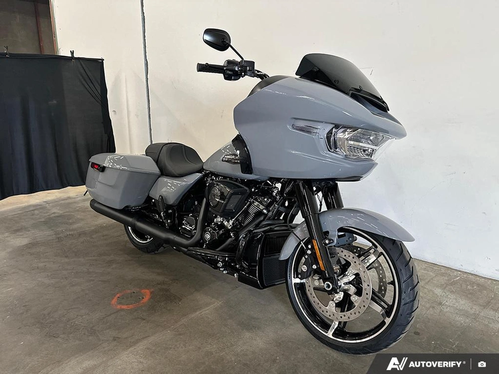 2026 Harley-davidson Road Glide alt