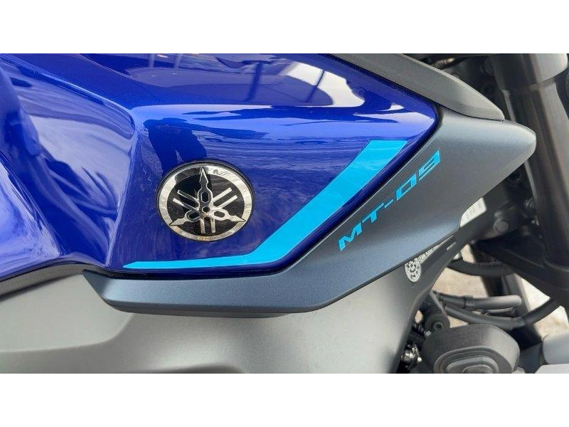 Yamaha Yzf-r7 2024 alt