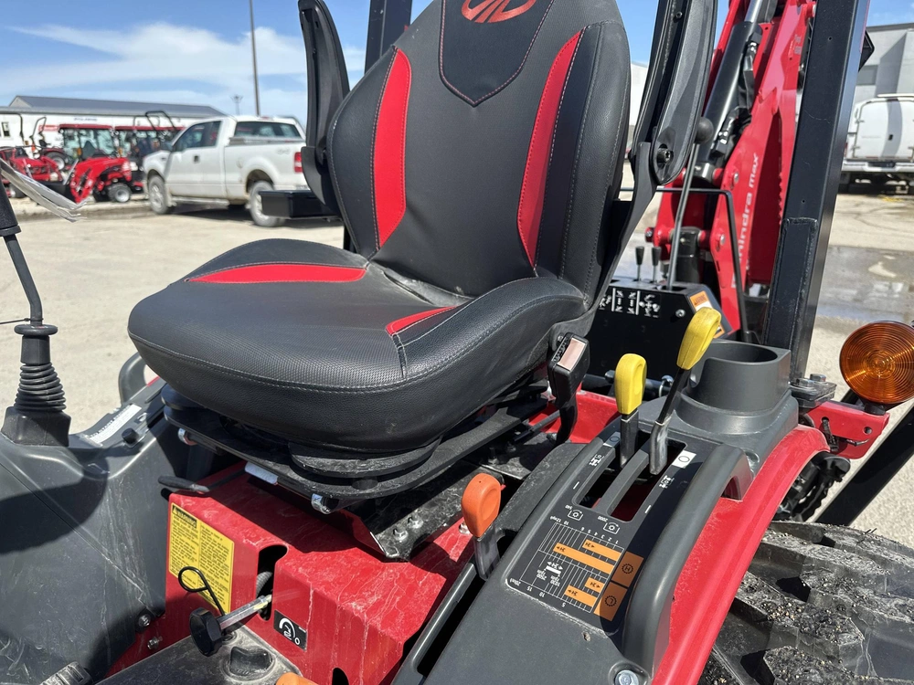 2023 Mahindra Max 26 Xlt Hst 4fhilbm alt