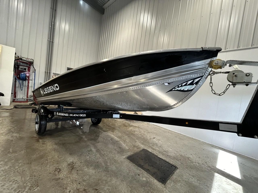 Legend 14 Ultralite Excellente Condition 2019 alt