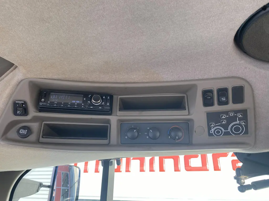 Case IH Vestrum 100 A8 2021