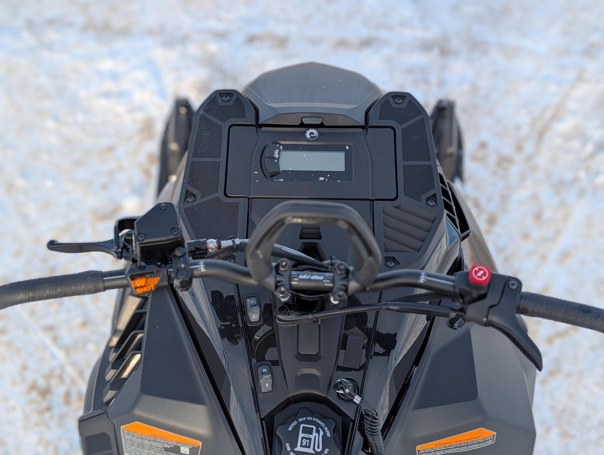 2026 Ski-Doo SUMMIT ADR w/ EDGE Pkg 154 850 E-TEC PowderMax FlexEdge 2.5" SHOT