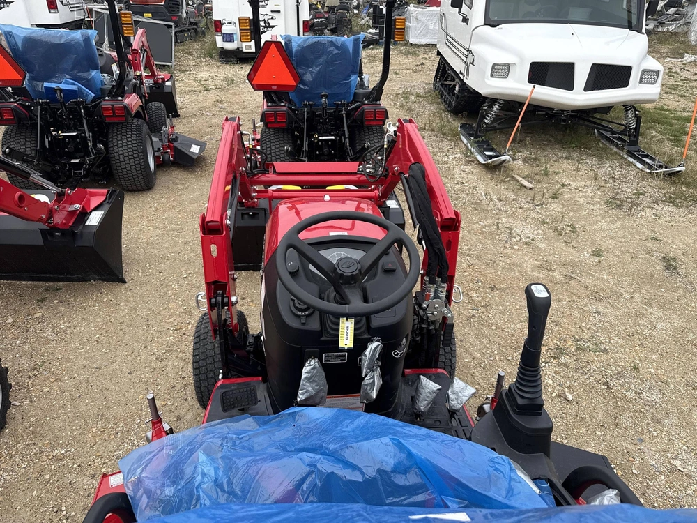 2026 Mahindra 1120 Hst 4fhtlm alt