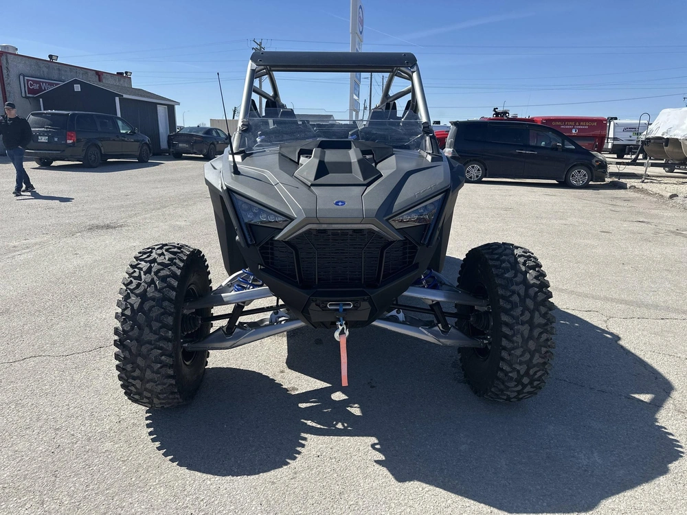 2024 Polaris Rzr Pro R Ultimate alt