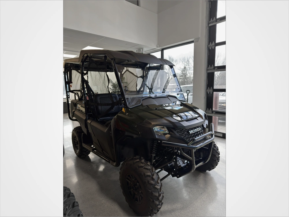 2026 Honda Pioneer 700-4p Dlx alt