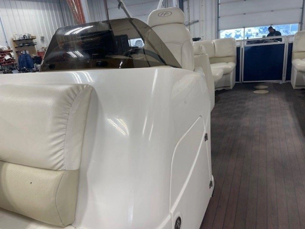 2014 Harris Sunliner 220 alt