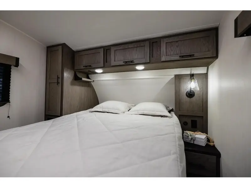 Arctic Wolf 289PANO 2026