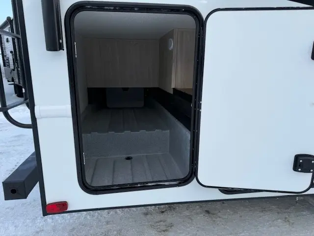 East West by Forest River Entrada 2000NS 2026