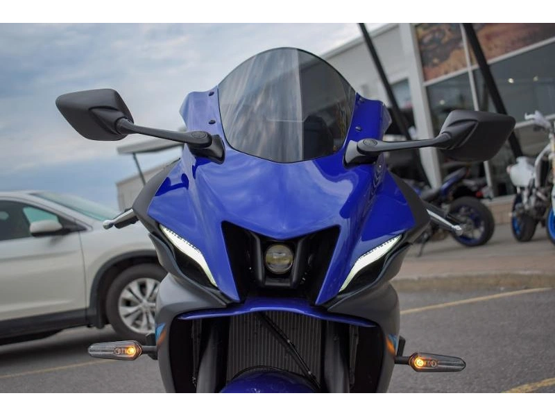 Yamaha Yzf-r7 2024 alt