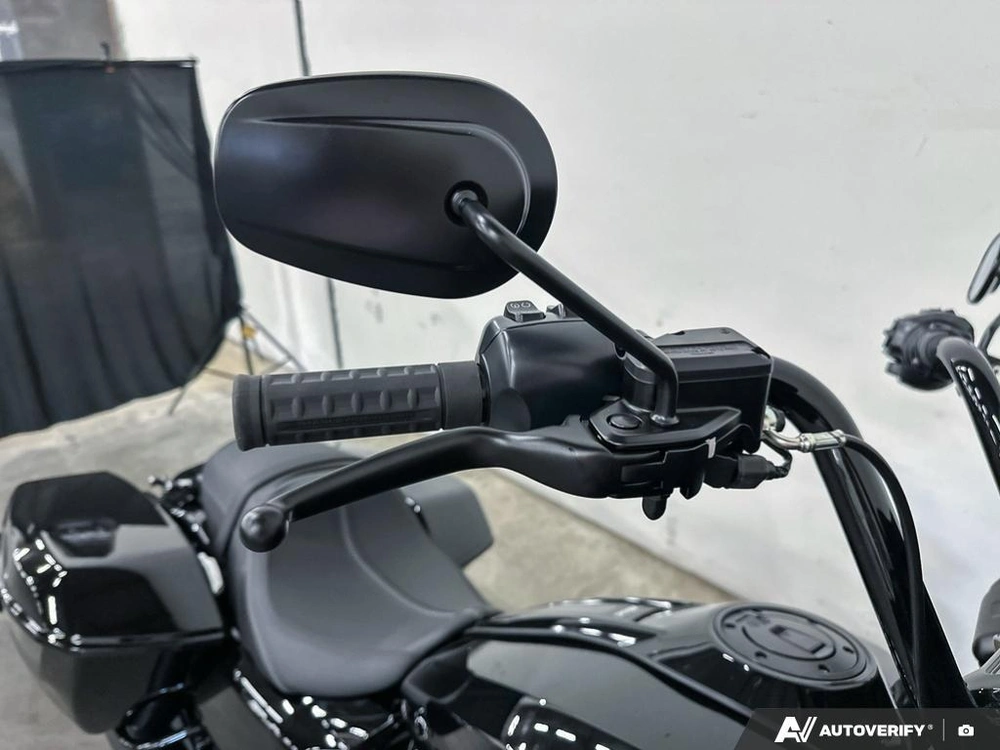 2026 Harley-davidson Road Glide alt