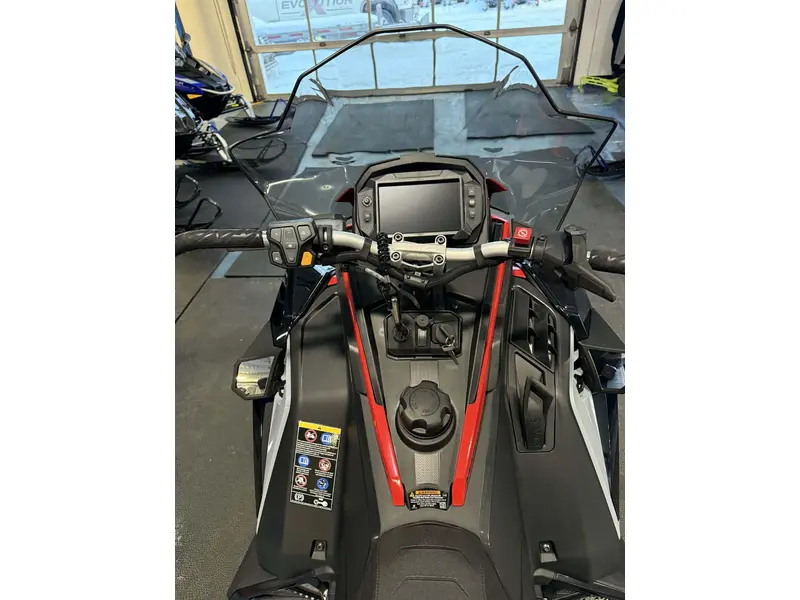 2025 Polaris PROSTAR S4 INDY ADVENTURE X2 137