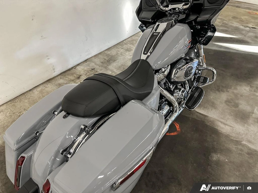 2026 Harley-davidson Road Glide alt