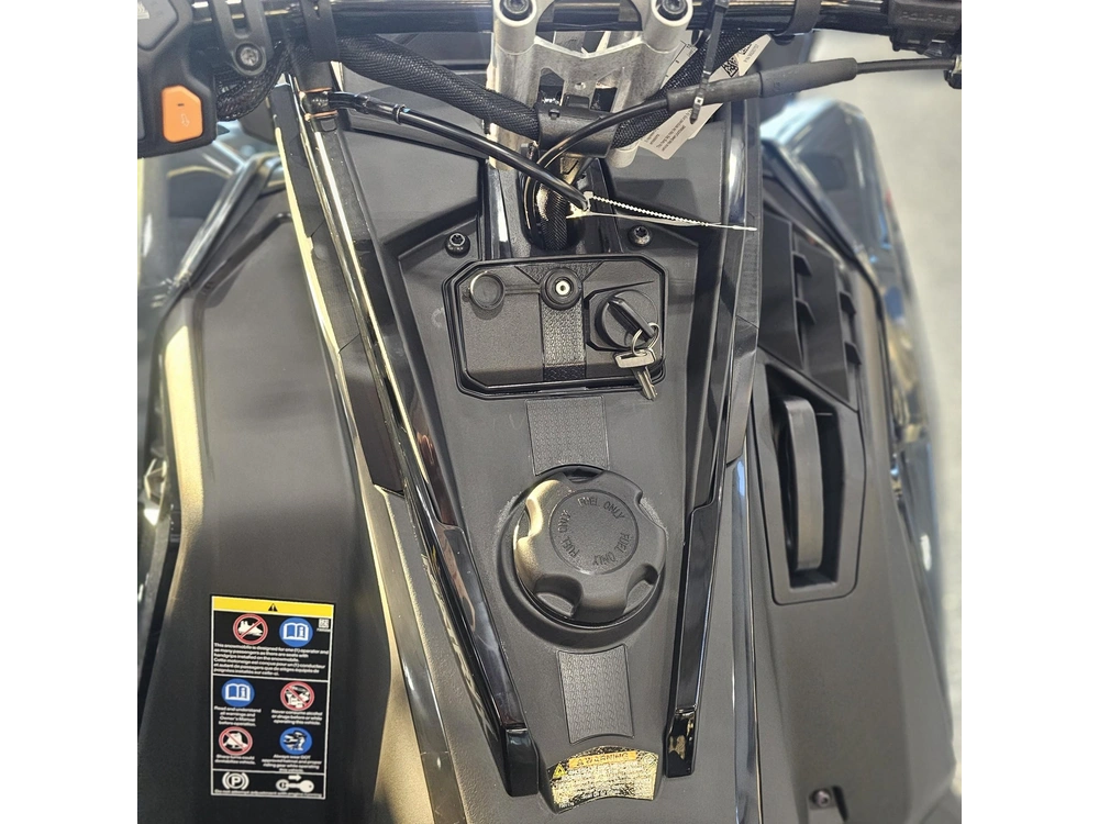 2026 Polaris 650 Switchback Assault 146 alt