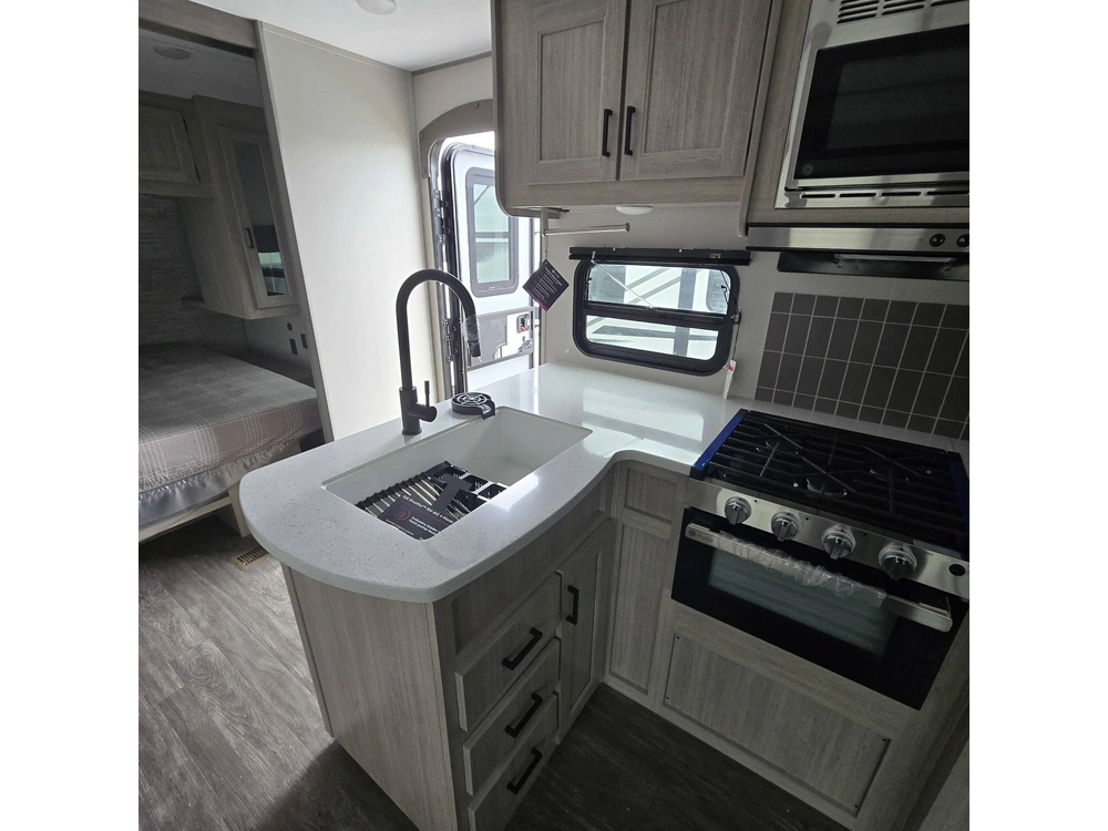 2026 Forest River Aurora 27dbh alt