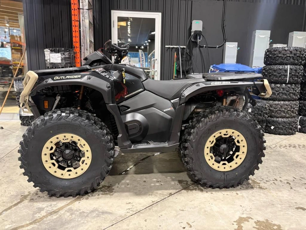 Can-am Outlander Backcountry 1000r 2026 alt