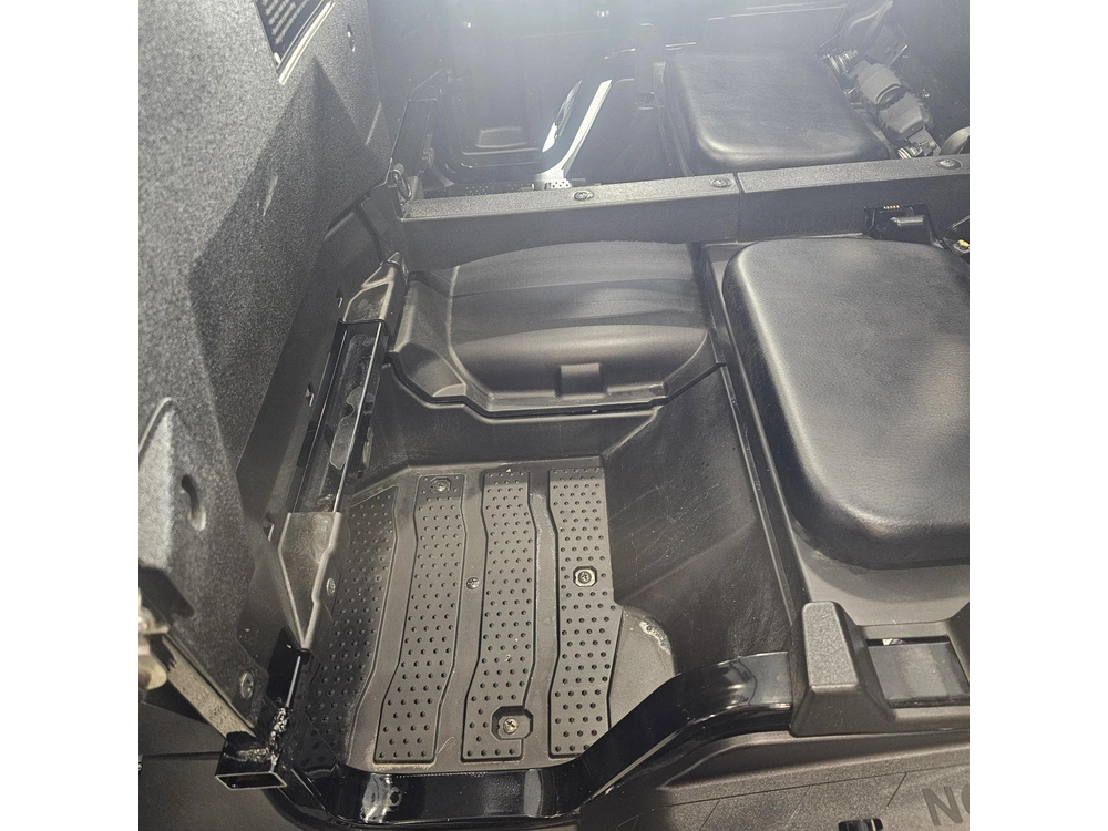 2025 Honda Pioneer 700-4 Utv alt