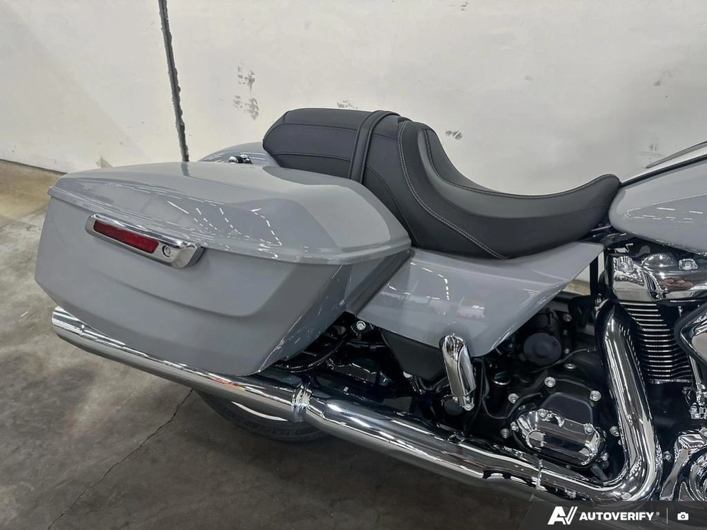 2025 Harley-davidson Flhx - Street Glide® alt