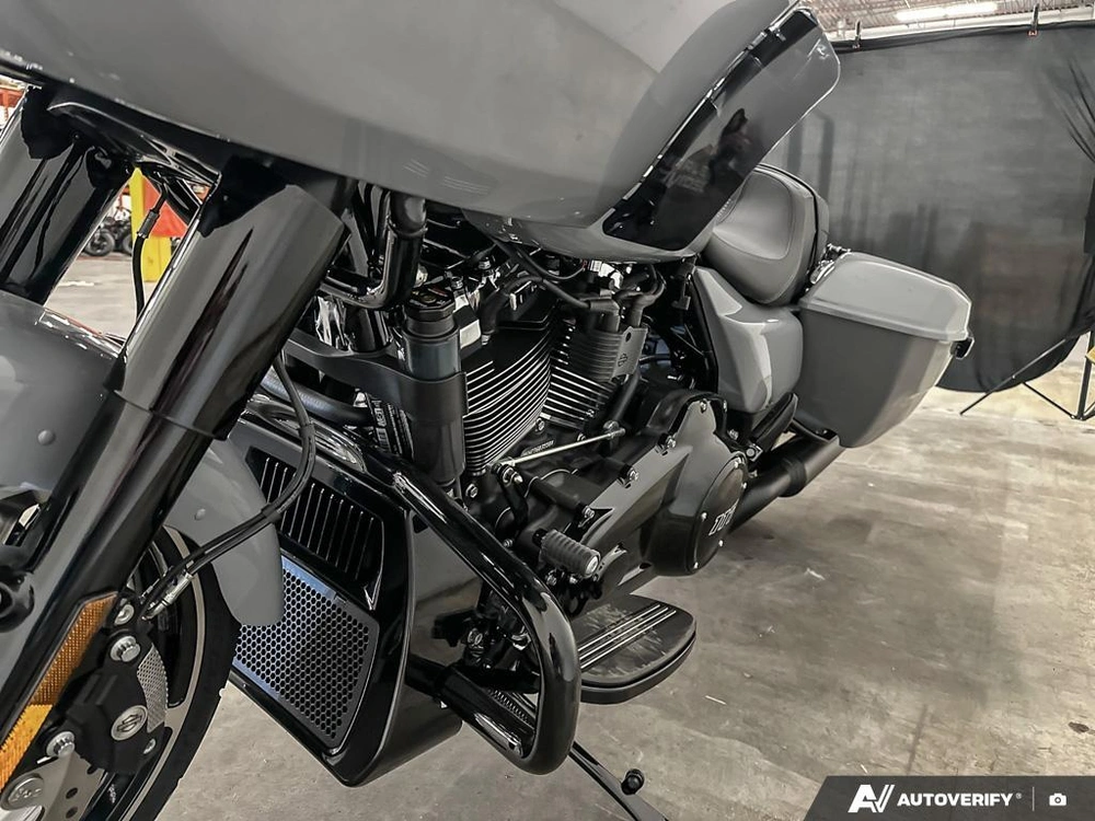 2026 Harley-davidson Road Glide alt