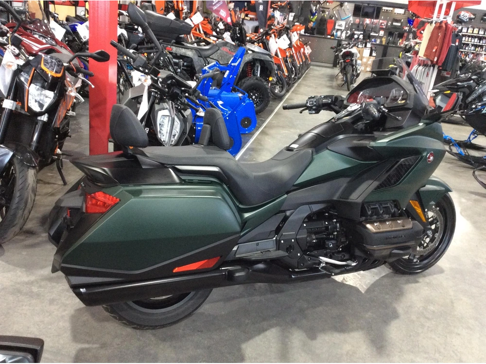 Honda Goldwings Bagger Gl1800 2024 alt