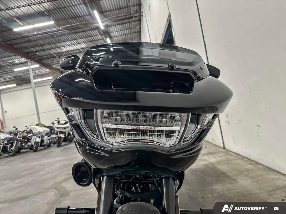 2025 Harley-davidson Cvo Road Glide St alt