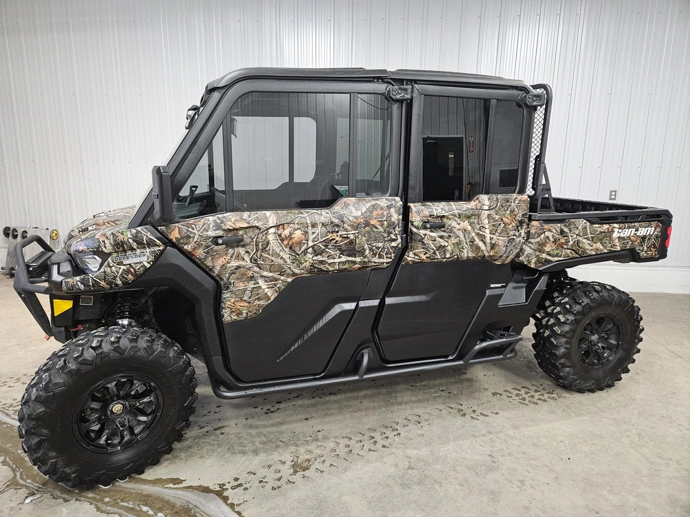 2025 Can-am *demo* Defender Max Ltd Hd10 Camo alt