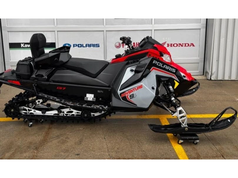 Polaris Prostar S4 Indy Adventure 137 Promo 250$ Accessoires 2025 alt