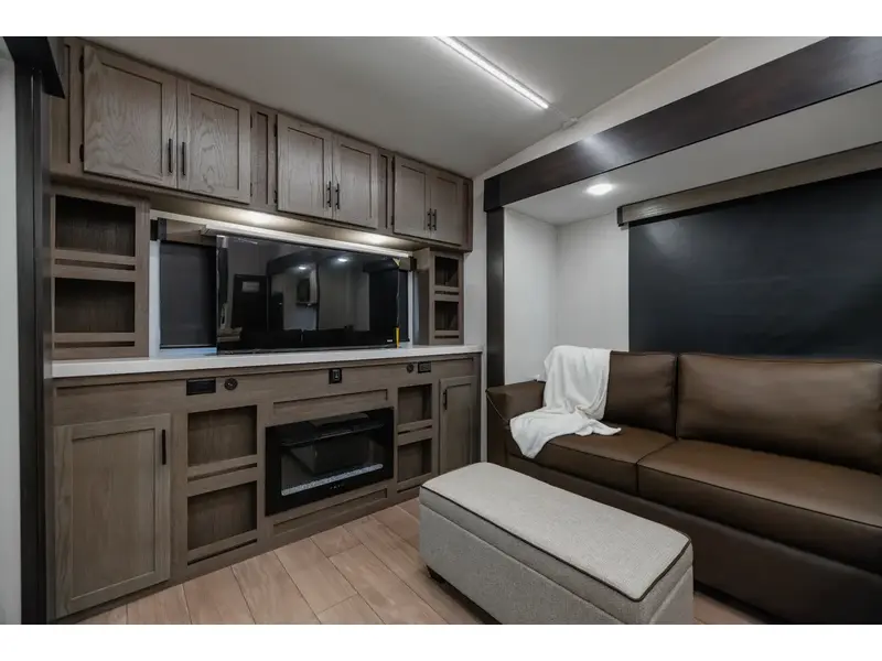 Arctic Wolf 289PANO 2026