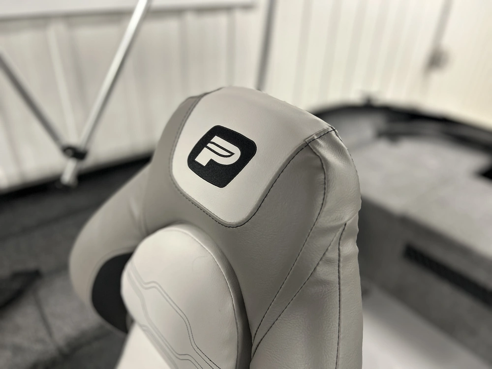 2026 Princecraft Holiday 162 Ws Max 60elpt Ct alt